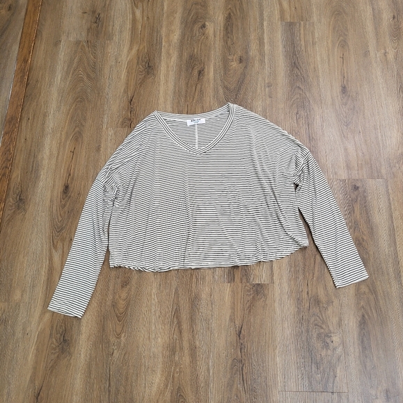 Double Zero womens striped cropped long sleeve top tee medium relaxed stretch - Picture 2 of 7